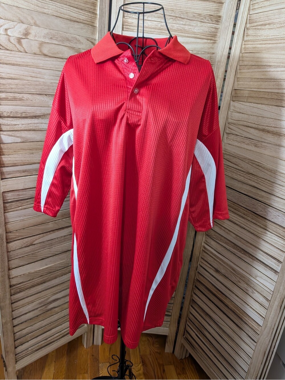 Mens Challenger Teamwear Shirt Size XL. Athletic